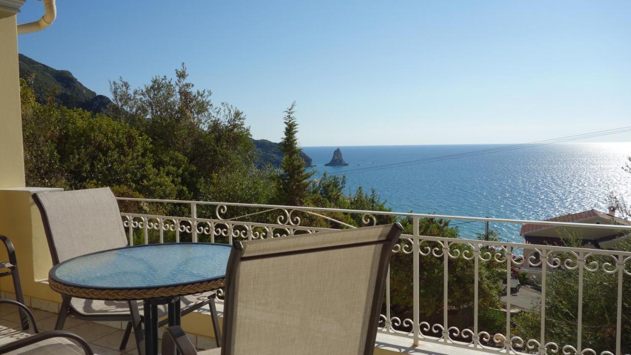 Natalia Apartment B With Panoramic Sea Views Of Agios Gordios Bay Extérieur photo