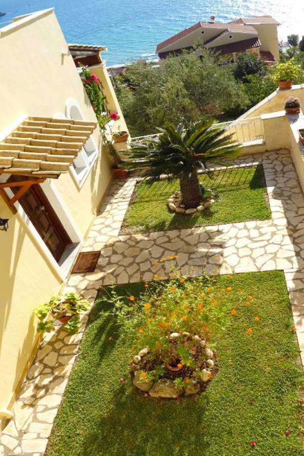 Natalia Apartment B With Panoramic Sea Views Of Agios Gordios Bay Extérieur photo