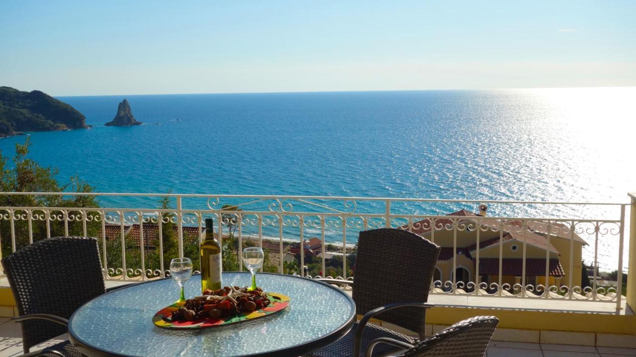Natalia Apartment B With Panoramic Sea Views Of Agios Gordios Bay Extérieur photo