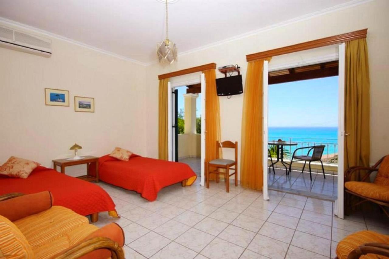 Natalia Apartment B With Panoramic Sea Views Of Agios Gordios Bay Extérieur photo